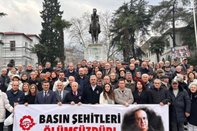 Uğur Mumcu için Bursa’da sevgi yürüyüşü
