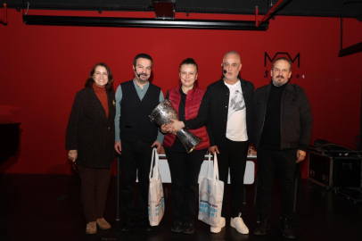 Perküsyon imalatçısı Emin Bolat Bursa'da sanatseverlerle buluştu