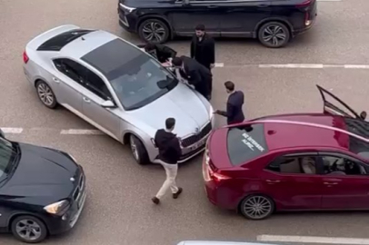 Bursa'da düğün konvoyunda gerginlik