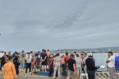 Filipinler'de 359 kişiyi taşıyan feribot battı