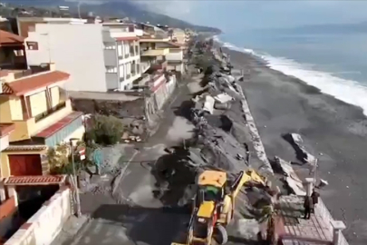 İtalya'da toprak kayması sebebiyle yaklaşık 1000 kişi tahliye edildi