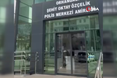 Bursa'da uyuşturucu tacirinden şoke eden yöntem: Maddeleri trafik tabelalarına bıraktı