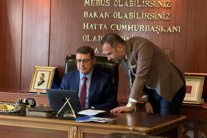 Bursa Esnaf ve Sanatkarlar Odaları Birliği Başkanı Bilgit, AA'nın "Yılın Kareleri" oylamasına katıldı