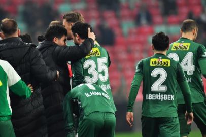 Bursaspor yeni teknik direktörüyle ilk sınavına çıkıyor