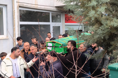 Bursa’daki tır kazasında hayatını kaybeden sürücü toprağa verildi