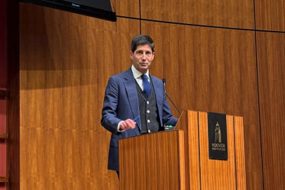 Trump, Fed'in başkanlık adaylığına eski Fed yetkilisi Warsh'ı seçti