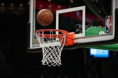 NBA'de Lakers, deplasmanda Wizards'ı farklı mağlup etti