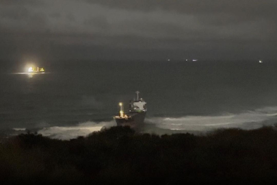 Sarıyer açıklarında kargo gemisi karaya oturdu