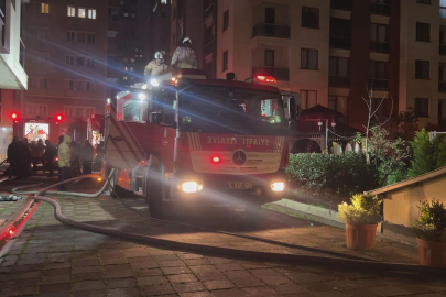 Yanan elektrikli otomobil 4 araca daha zarar verdi