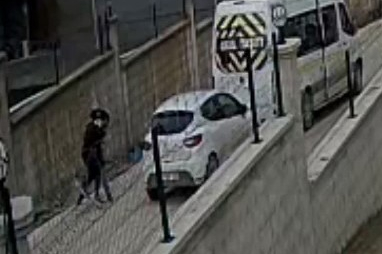 Bursa’da kaza yapan sürücüler birbirine girdi