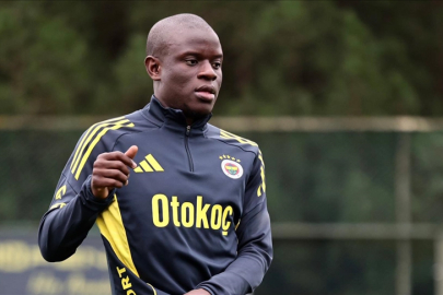 N'Golo Kante, Fenerbahçe'de ilk antrenmanına çıktı