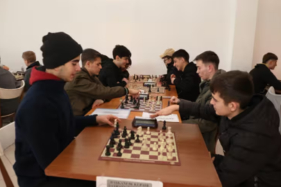 Spor festivalinde satranç müsabakaları nefes kesti