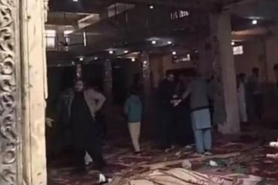 Cuma namazı kana bulandı!