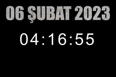 Mehmetçik'ten deprem şehitleri için saygı duruşu