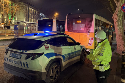 İstanbul'da İETT otobüsünün çarptığı yaya yaralandı