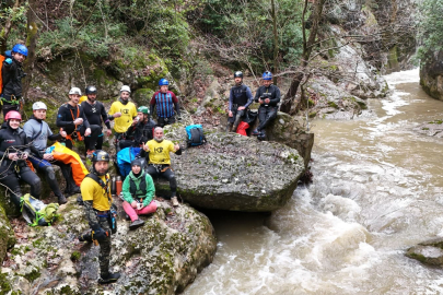 Bursa’daki Sölöz Kanyonu’nda adrenalin dolu anlar