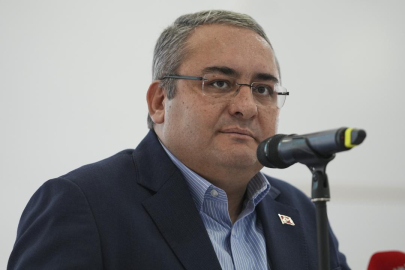 Keçiören Belediye Başkanı'ndan Özgür Özel hakkında suç duyurusu