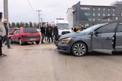 Bursa'da otomobiller çarpıştı: 1 yaralı