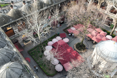 Bursa'da tarihi hanlarda yeni dönem: Avlular boşaltılıyor