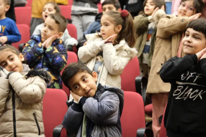 Bursa Yıldırımlı çocuklara ücretsiz tiyatro