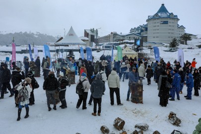 Uludağ zirvesinde 'Gençlik Buluşması'