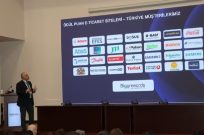 Bursa'da "Türkiye'den Dünyaya E-İhracat" konferansı düzenlendi
