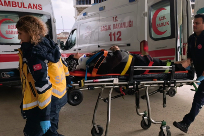 Bursa'da cam silerken 4 metreden düştü