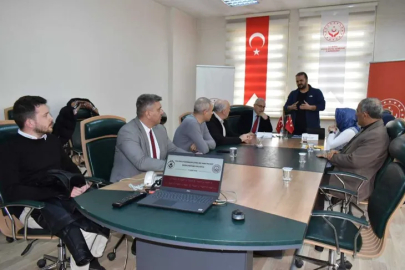 Bursa'da "Gücünüz Tükenmesin Çünkü Biz Varız Projesi"nin değerlendirme toplantısı yapıldı