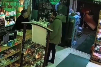 Bursa'da para üstü kavgası: Market savaş alanına döndü