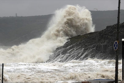Marmara ve Ege için kuvvetli rüzgar ve fırtına uyarısı