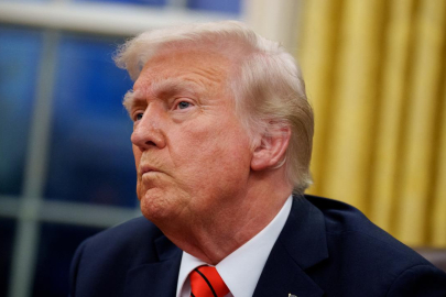 Trump: Kongre onaylamasa da ara seçimlerde kimlik şartı olacak