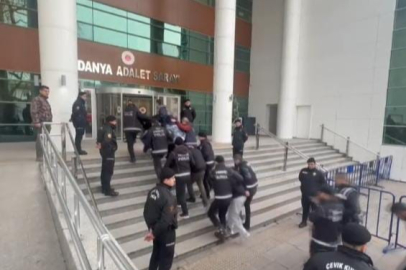 Bursa merkezli 700 polisle şafak operasyonu!