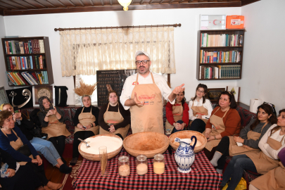 Osmangazi’de doğal ekmek yapımı atölyesine yoğun ilgi