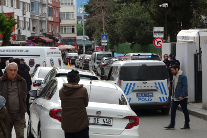 Polisin belindeki silahı zorla alıp, karakolun bahçesinde intihar etti