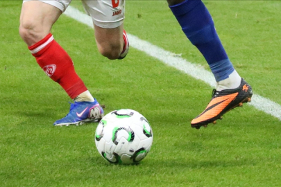 UEFA Avrupa Ligi ve Konferans Ligi son 16 play-off turu ilk maçları yarın oynanacak