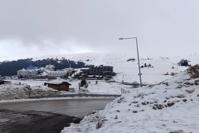 Uludağ'da kar bereketi hem turizmi hem barajları sevindirdi