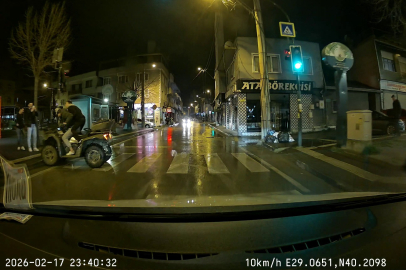 Bursa'da ATV sürücüsü caddeyi drift parkuruna çevirdi