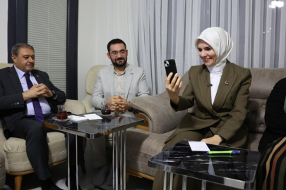 Bakan Göktaş depremzede genç için kız istedi