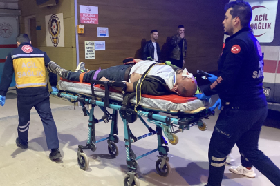 Bursa'da kamyonun kasasından düşen işçi yaralandı