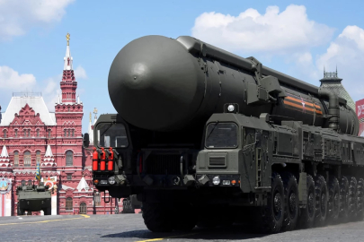 Rusya 2 ülkeyi açık açık uyardı: Nükleer silahımızı kullanırız