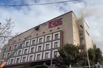 Merter Polisevi'nde yangın çıktı!