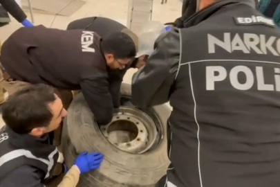 Tır lastiğinde 22,5 kilo uyuşturucu ele geçirildi