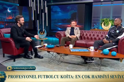 Fode Koita, “Kâbe’de Hacılar” ile sosyal medyada trend oldu