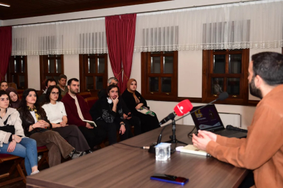 Bursa Osmangazi Belediyesi’nden düşünce dünyasına ışık tutan söyleşi