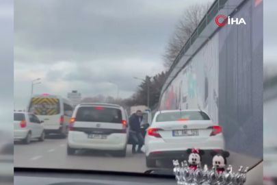 Bursa'da araçtan indi, ehliyeti gitti...Yol verme tartışmasına 180 bin lira ceza