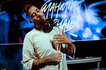 Bursalı DJ Mahmut Orhan aşkını ilan etti