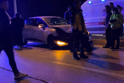 2 otomobilin çarpıştığı kazada 1 kişi yaralandı