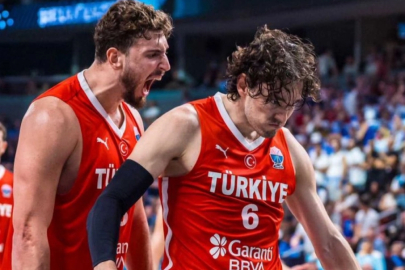 12 Dev Adam turu garantiledi: Sırbistan'ı yine mağlup ettik