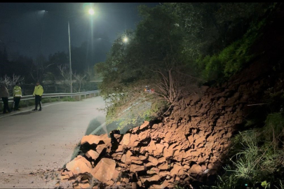 Bursa'da heyelan: Kazayı kıl payı atlattı