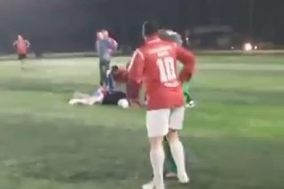 Halı sahada kalp krizi geçiren eski futbolcunun o anları ortaya çıktı